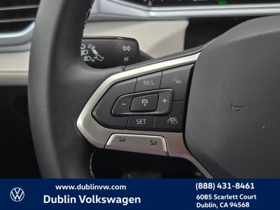 2025 Volkswagen Taos 1.5T SE