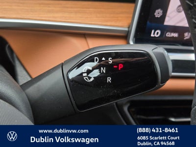 2026 Volkswagen Tiguan 2.0T SEL R-Line Turbo