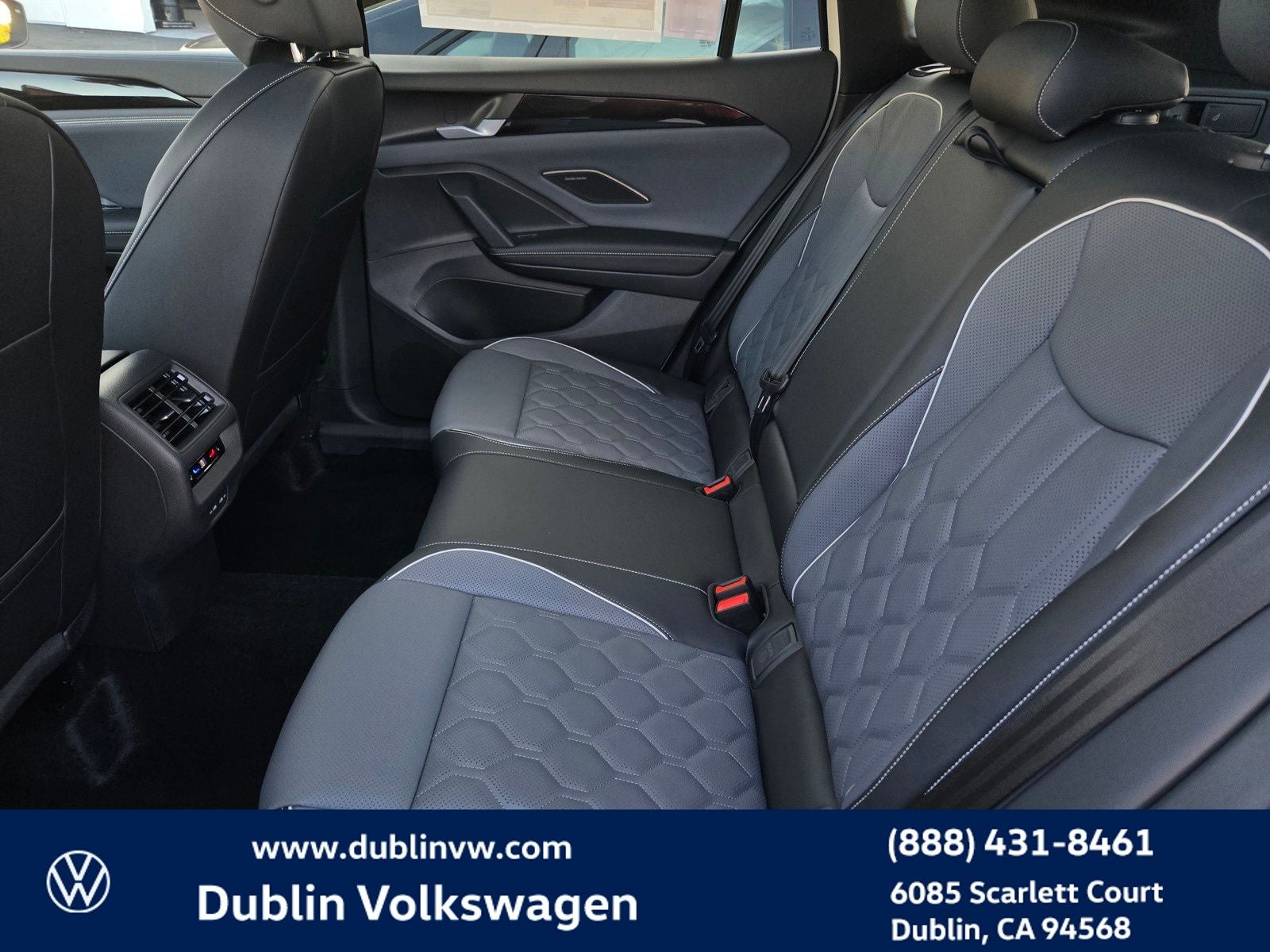 2026 Volkswagen Tiguan 2.0T SEL R-Line Turbo