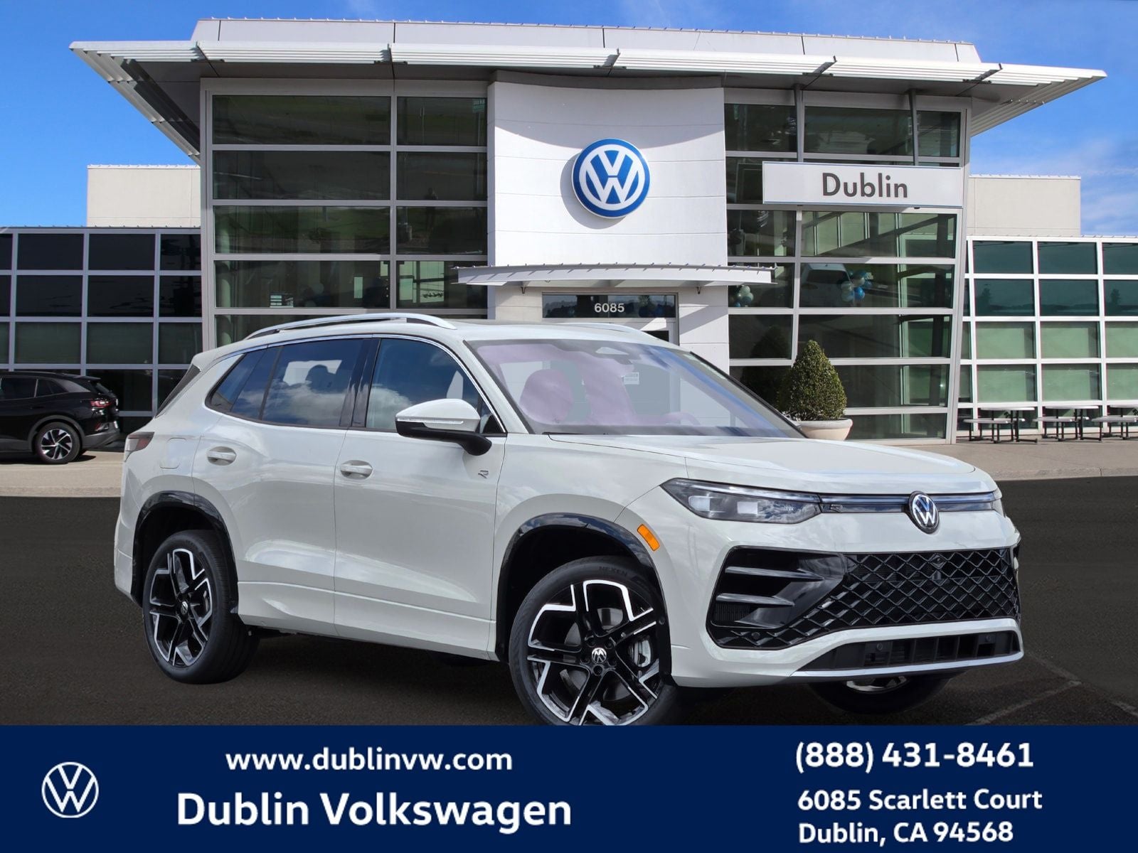 2026 Volkswagen Tiguan 2.0T SEL R-Line