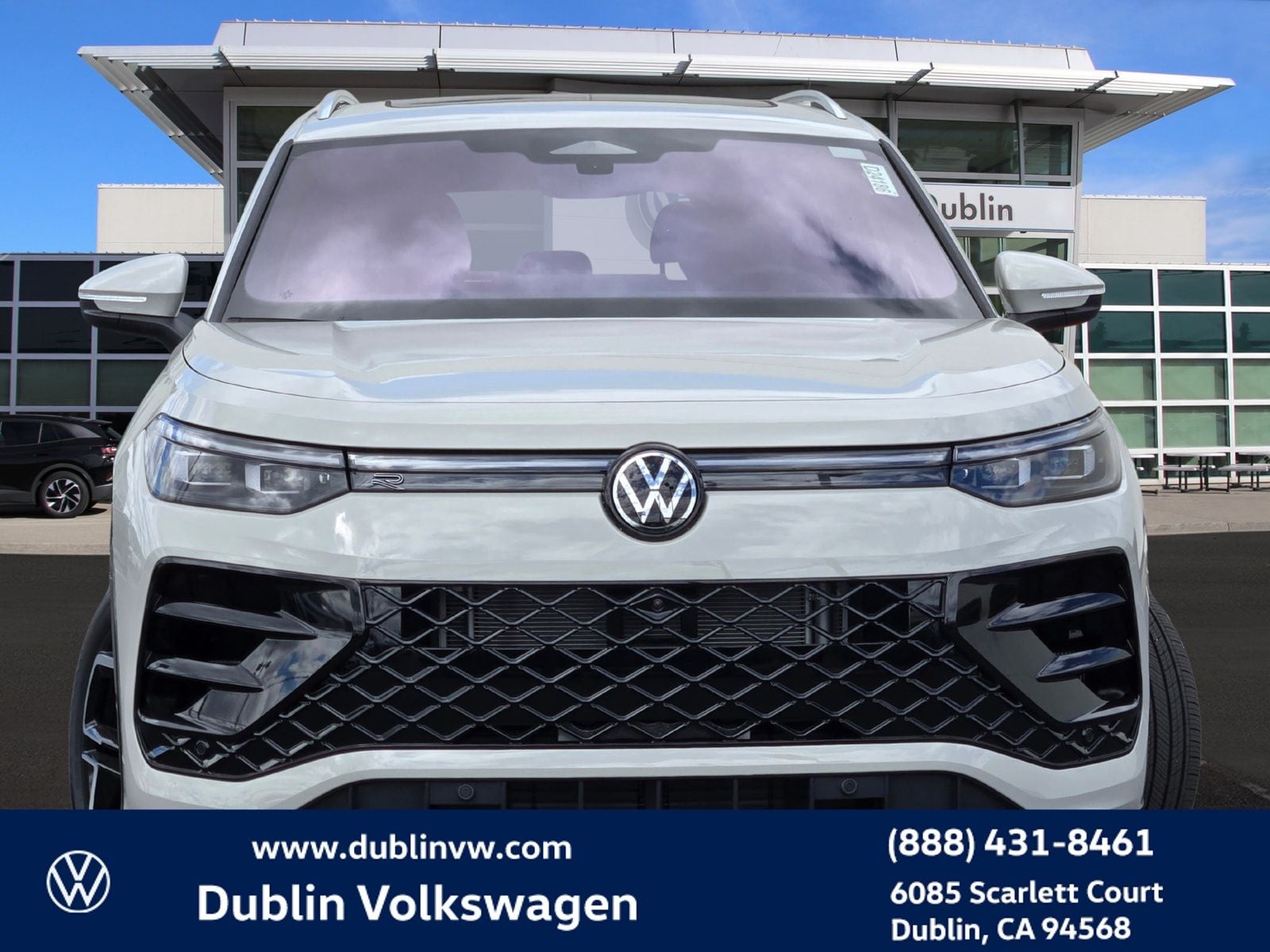 2026 Volkswagen Tiguan 2.0T SEL R-Line