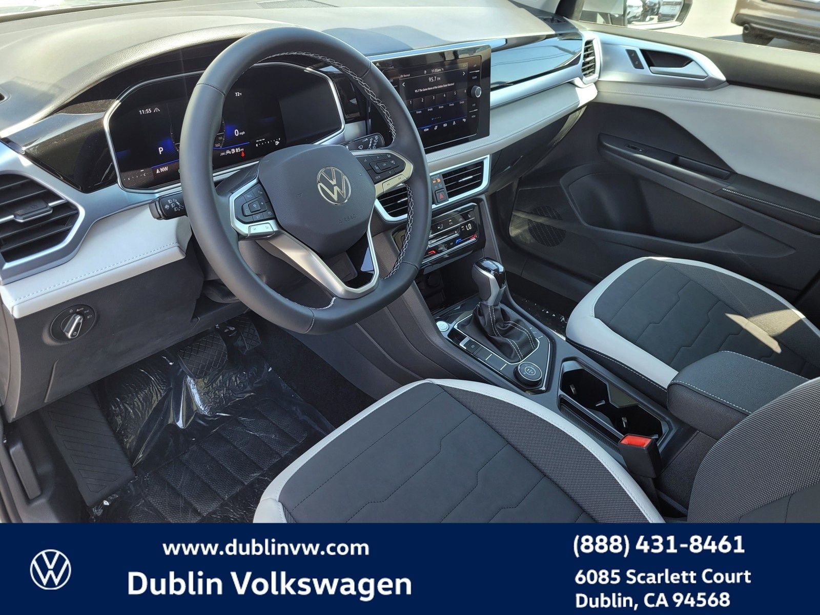 2025 Volkswagen Taos 1.5T SE