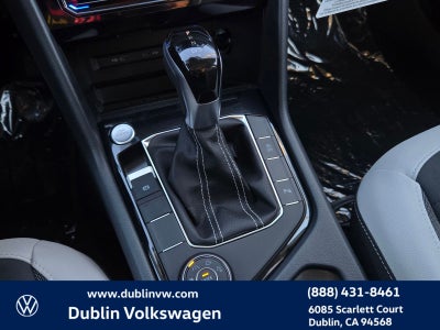 2025 Volkswagen Taos 1.5T SE