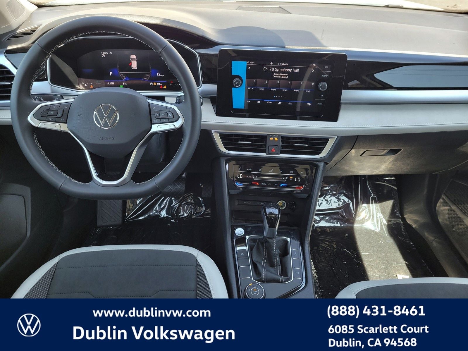 2025 Volkswagen Taos 1.5T SE