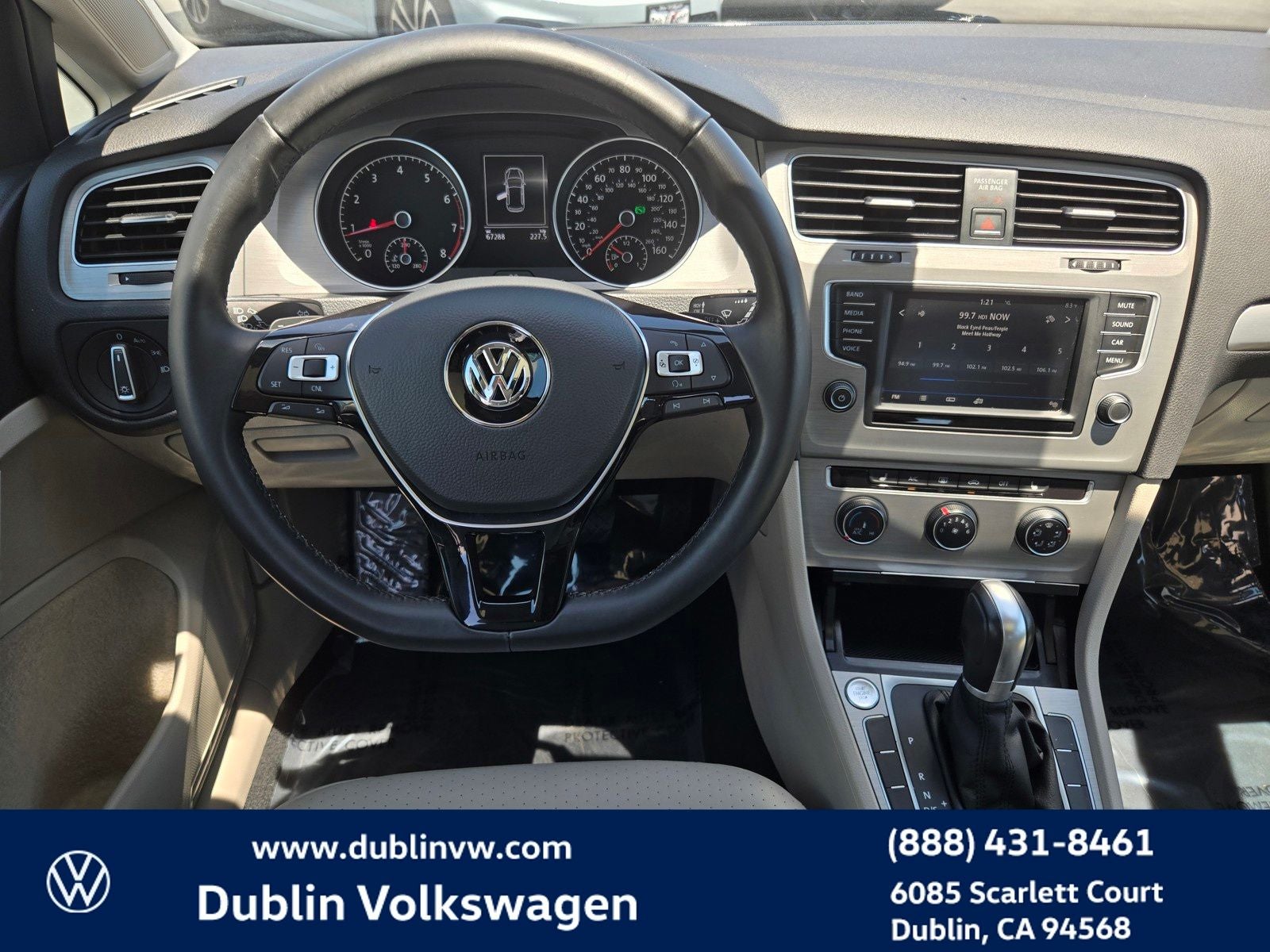 2017 Volkswagen Golf TSI SEL 4-Door
