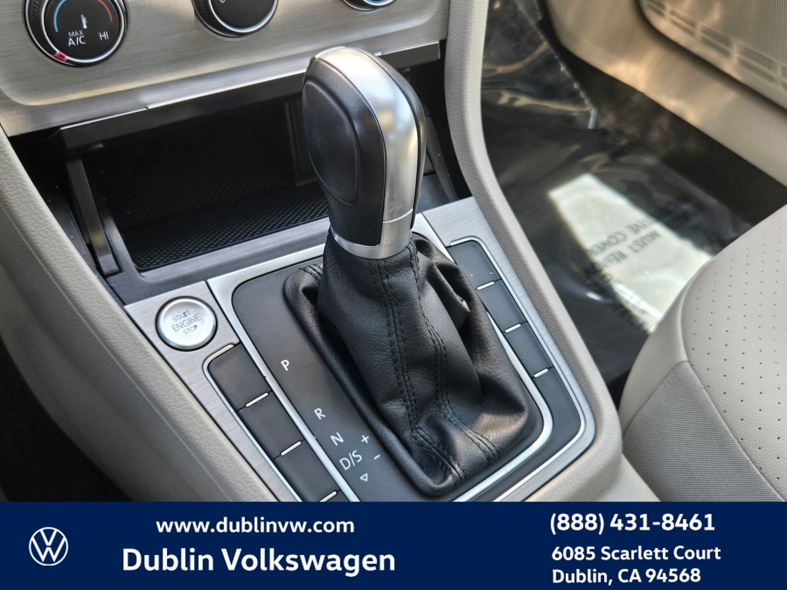 2017 Volkswagen Golf TSI SEL 4-Door