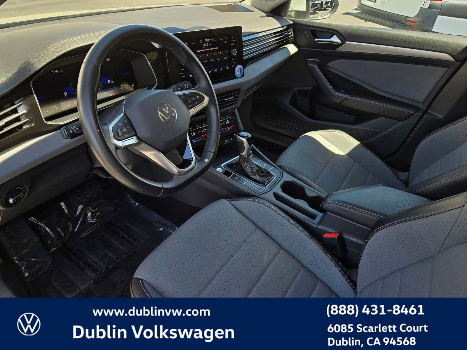 2025 Volkswagen Jetta 1.5T SE