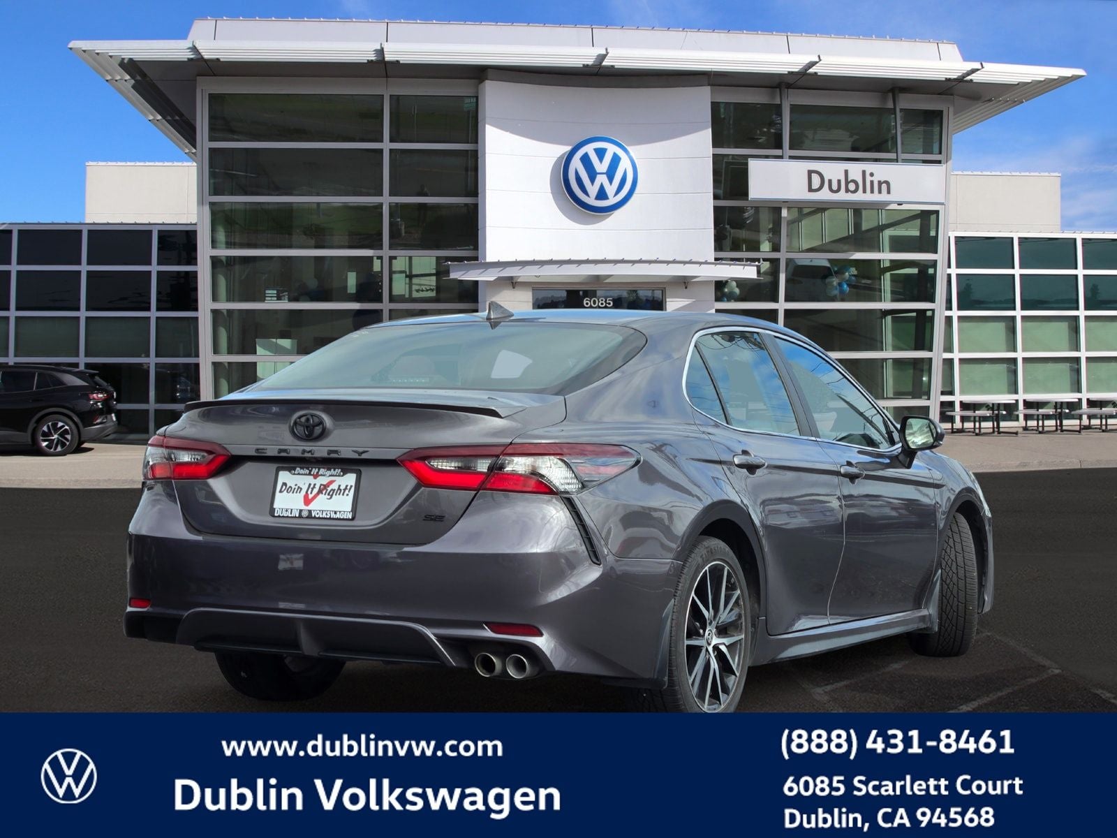 2023 Toyota Camry SE