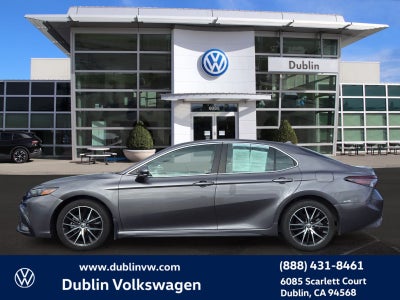 2023 Toyota Camry SE