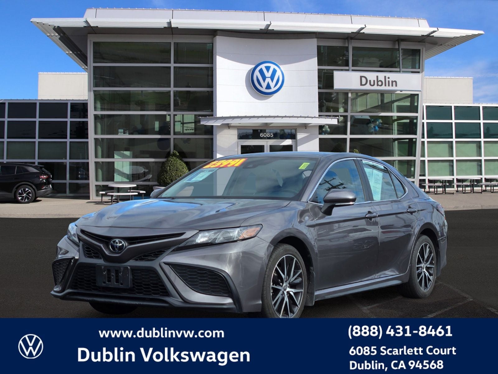 2023 Toyota Camry SE