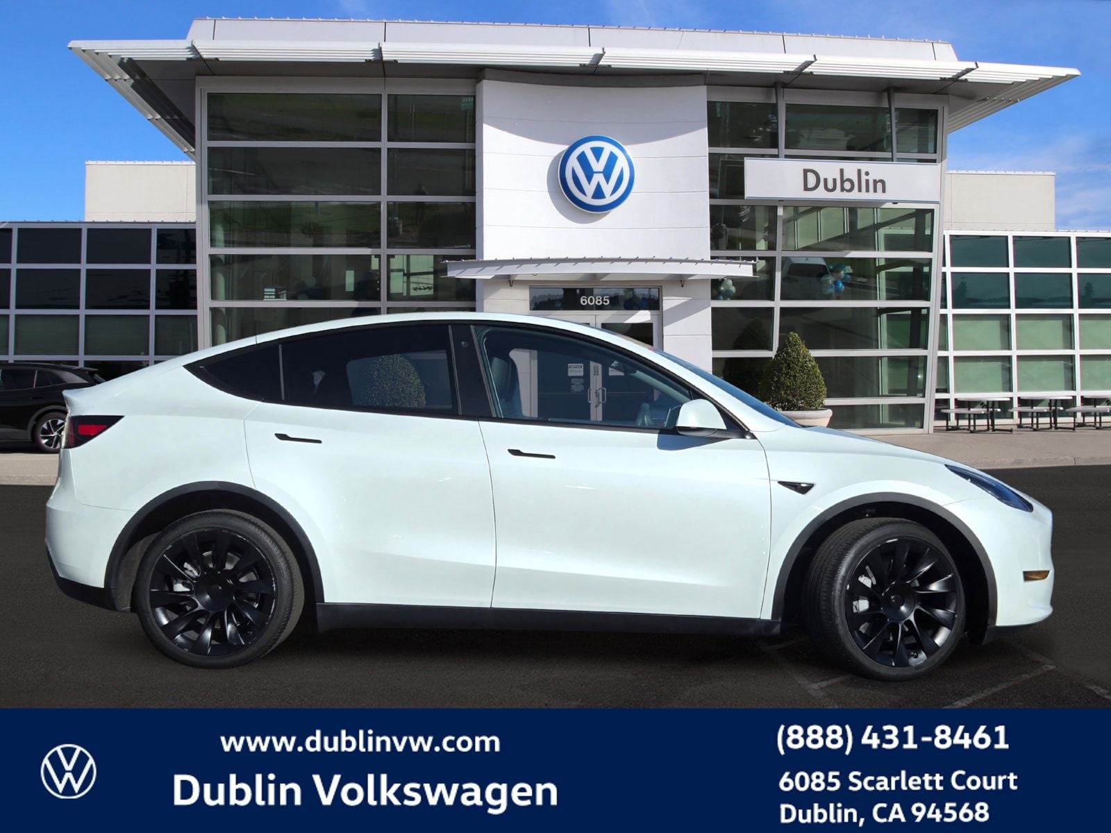 2023 Tesla Model Y Long Range