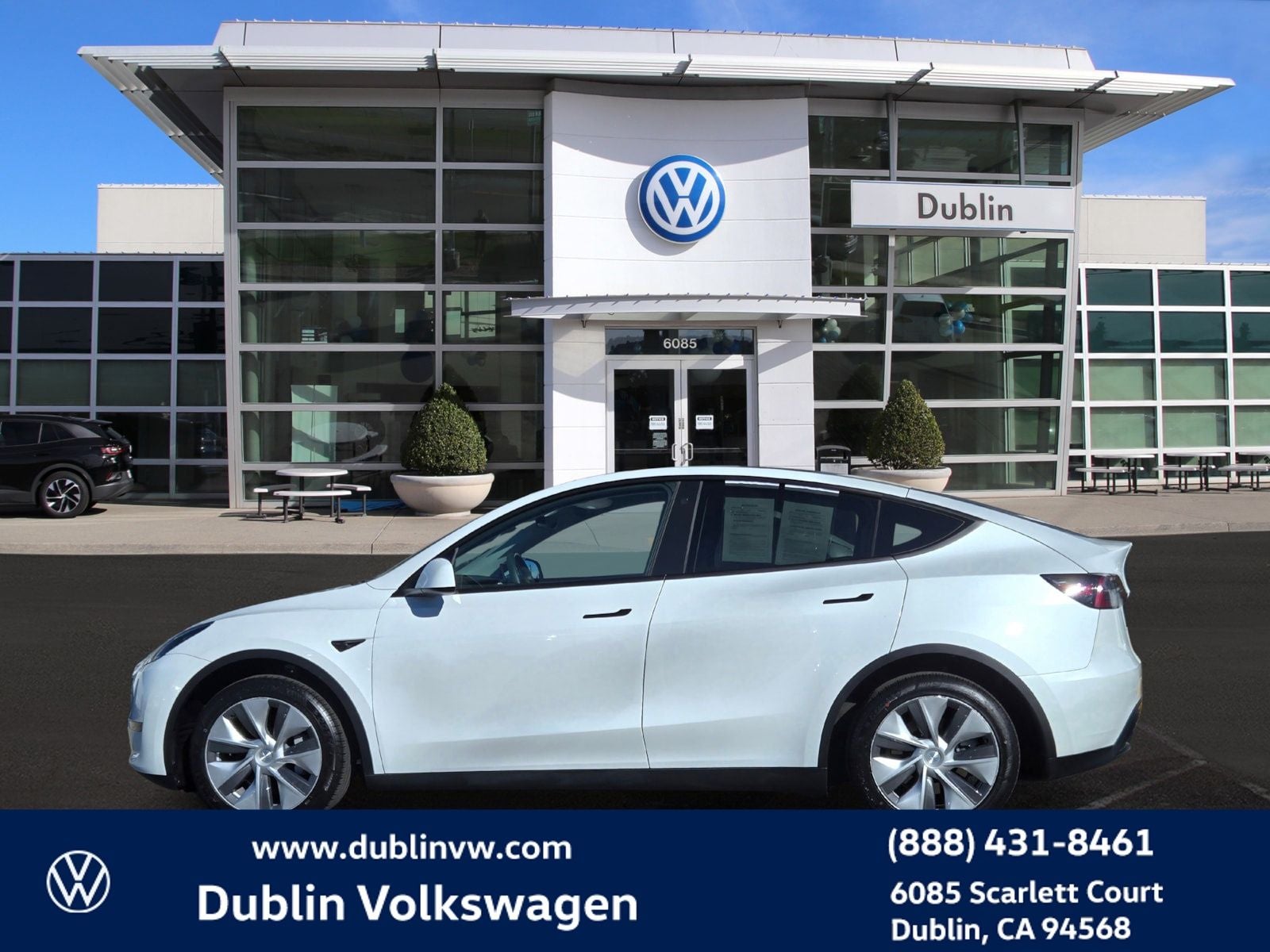 2023 Tesla Model Y Long Range