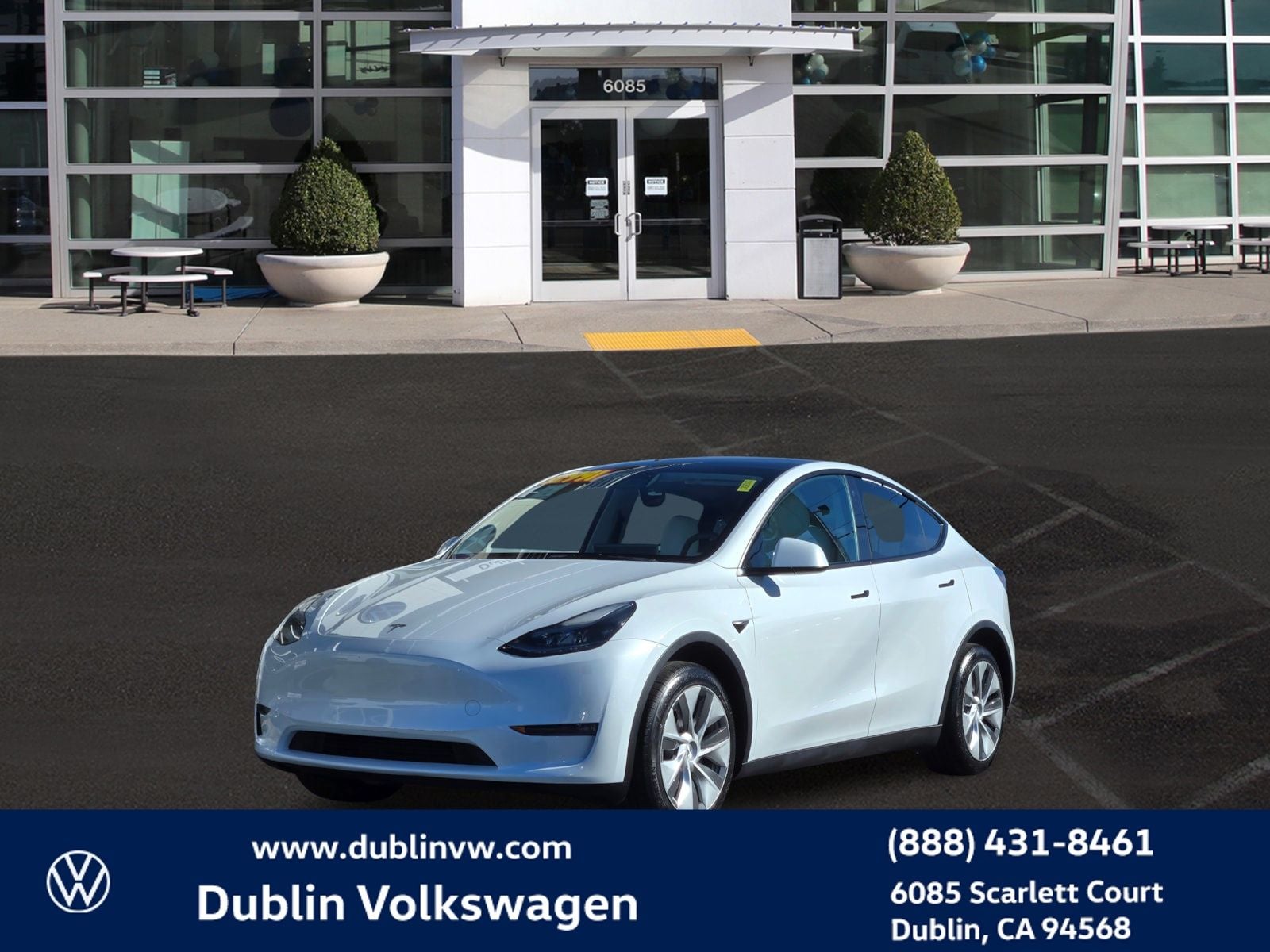 2023 Tesla Model Y Long Range