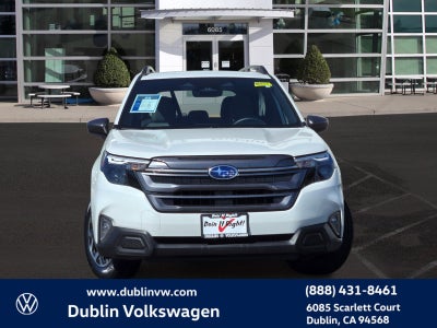 2025 Subaru Forester Premium