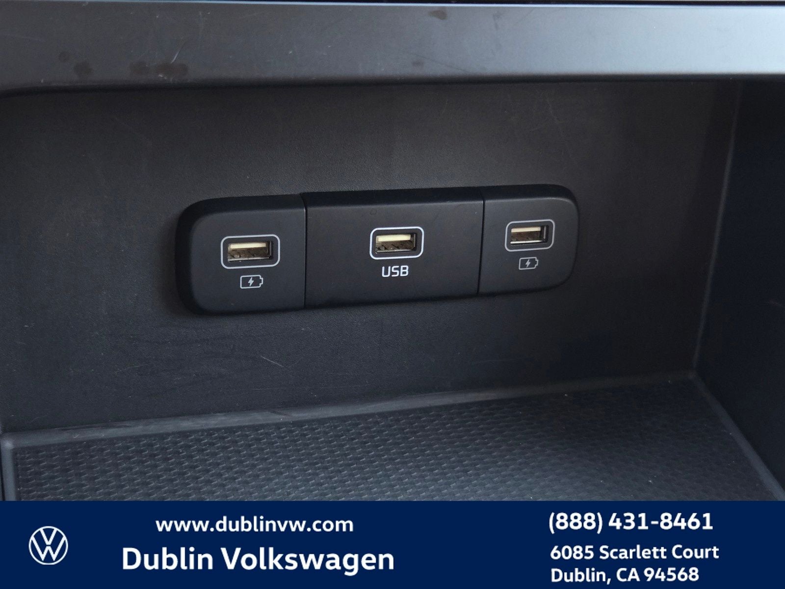 2024 Kia Carnival LX Seat Package 8 Passenger