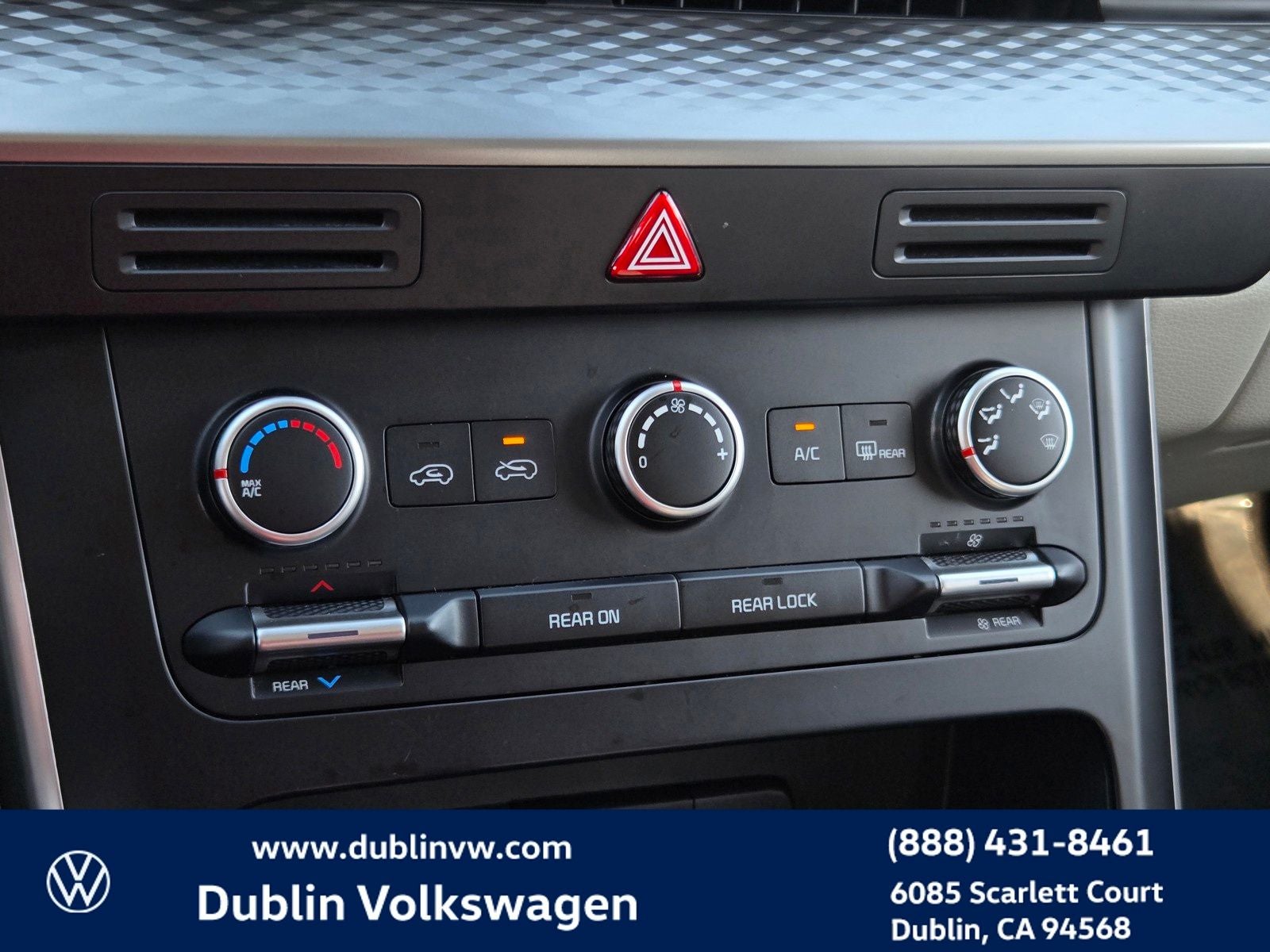 2024 Kia Carnival LX Seat Package 8 Passenger