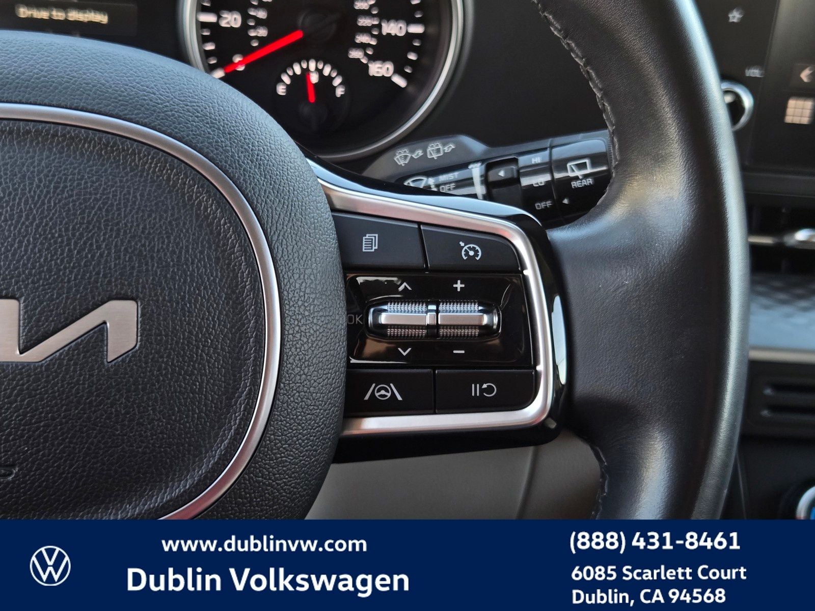 2024 Kia Carnival LX Seat Package 8 Passenger