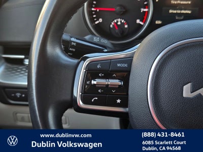 2024 Kia Carnival LX Seat Package 8 Passenger