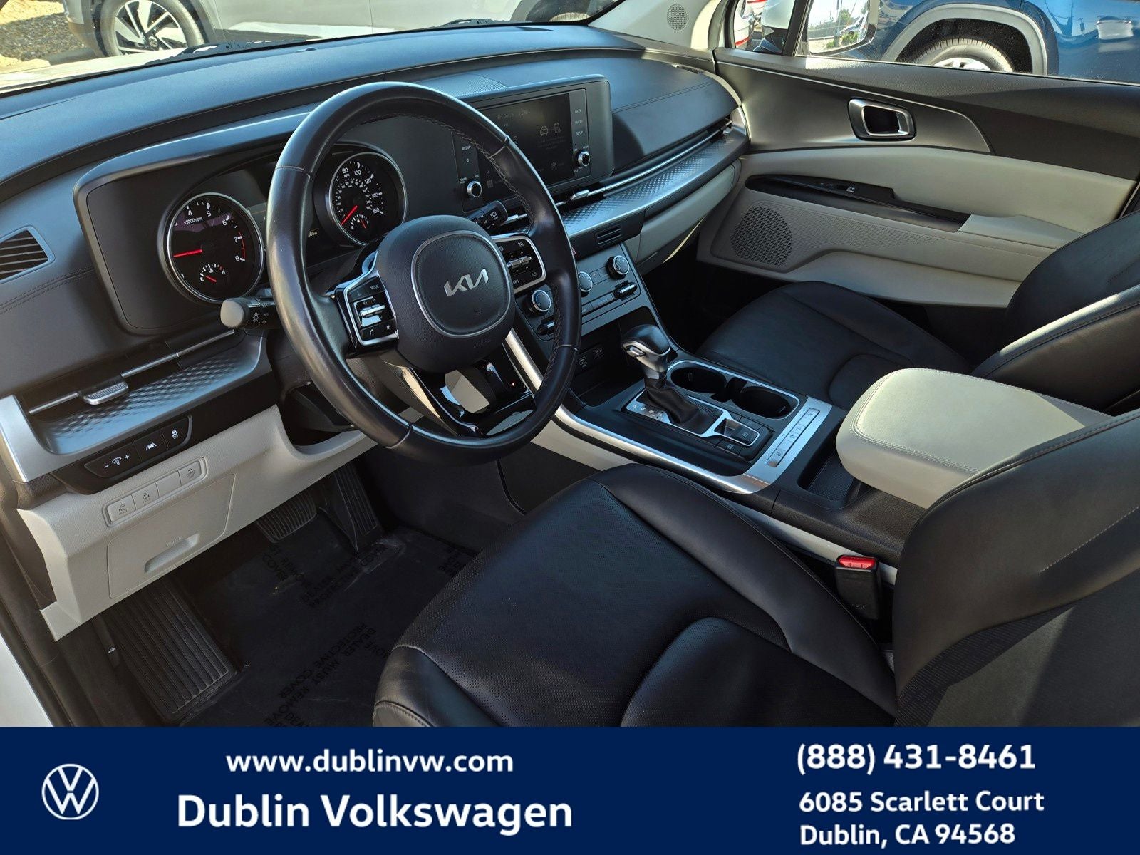 2024 Kia Carnival LX Seat Package 8 Passenger