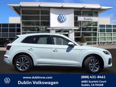 2023 Audi Q5 45 S line Premium quattro