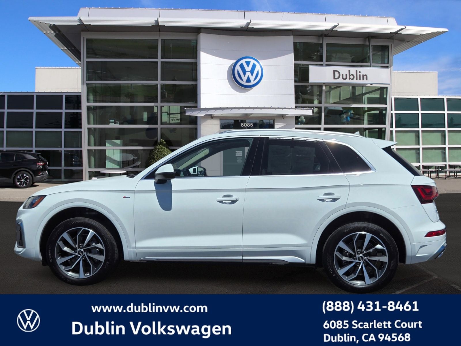 2023 Audi Q5 45 S line Premium quattro