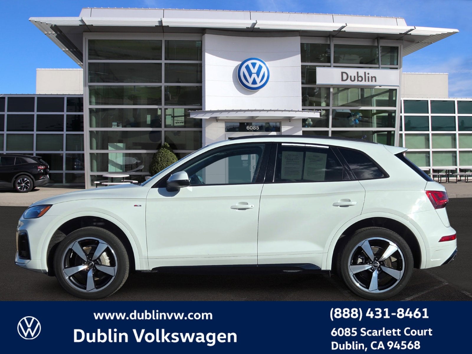 2023 Audi Q5 45 S line Premium Plus quattro
