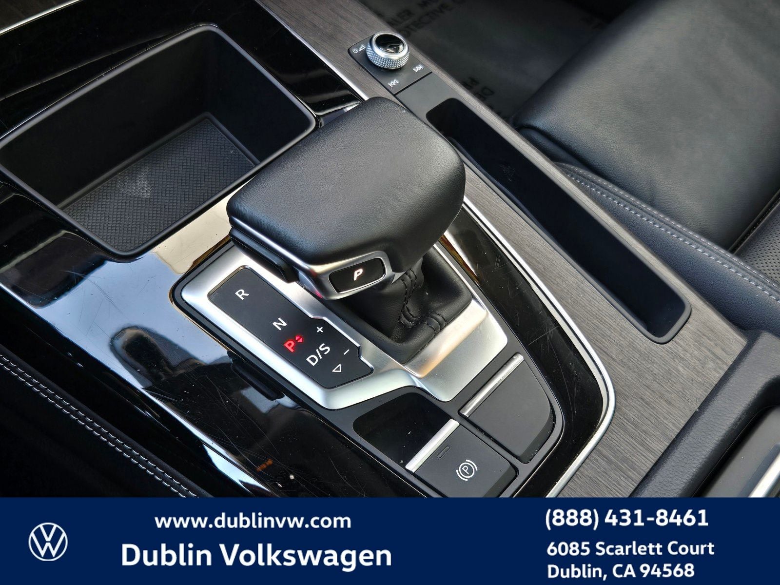 2023 Audi Q5 45 S line Prestige quattro