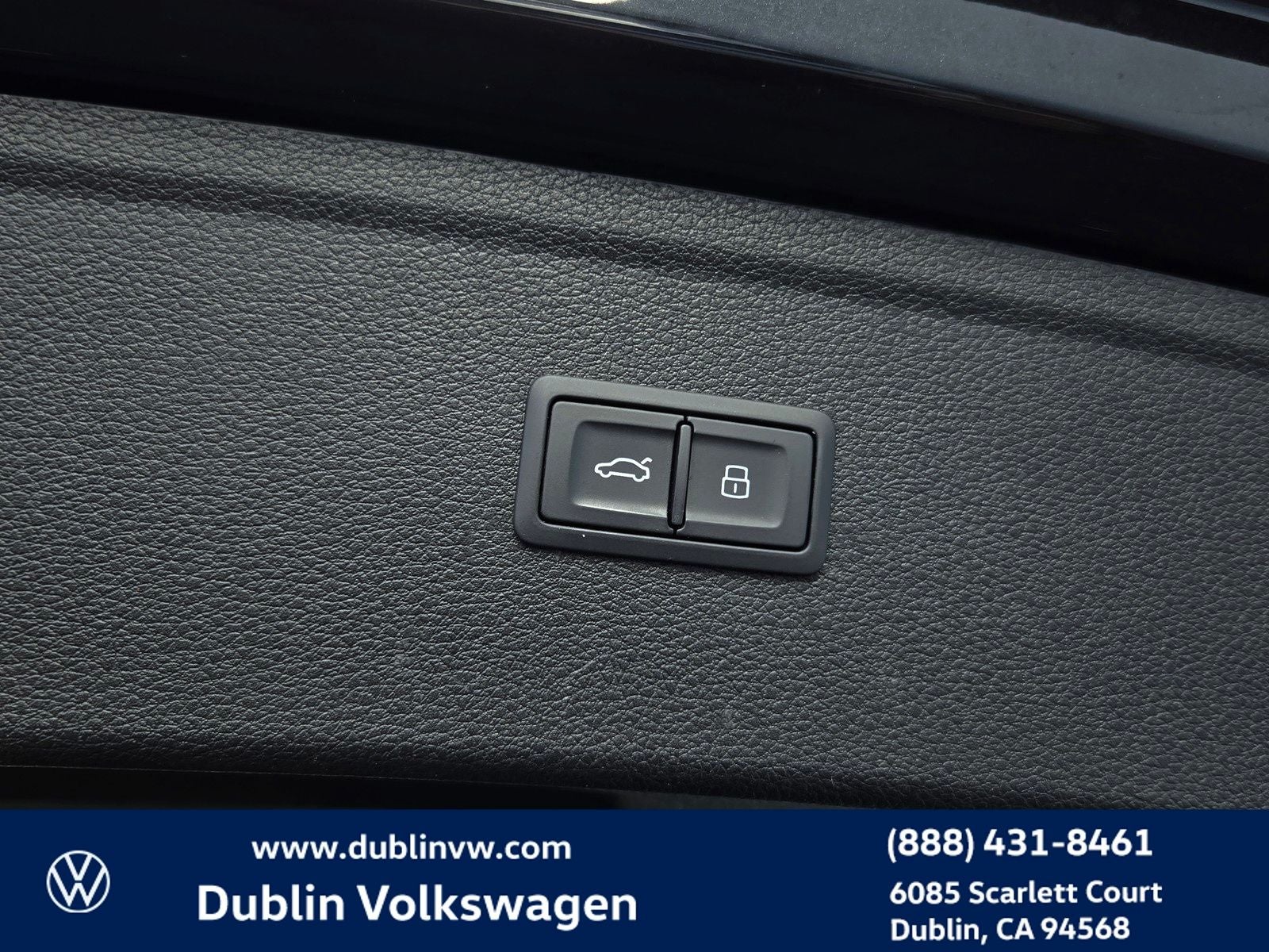 2023 Audi Q5 45 S line Prestige quattro