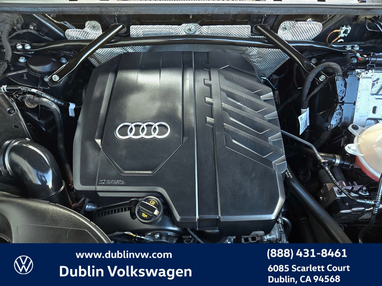 2023 Audi Q5 45 S line Prestige quattro