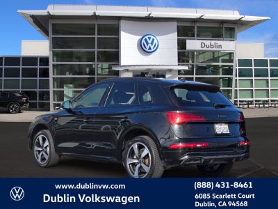 2023 Audi Q5 45 S line Prestige quattro