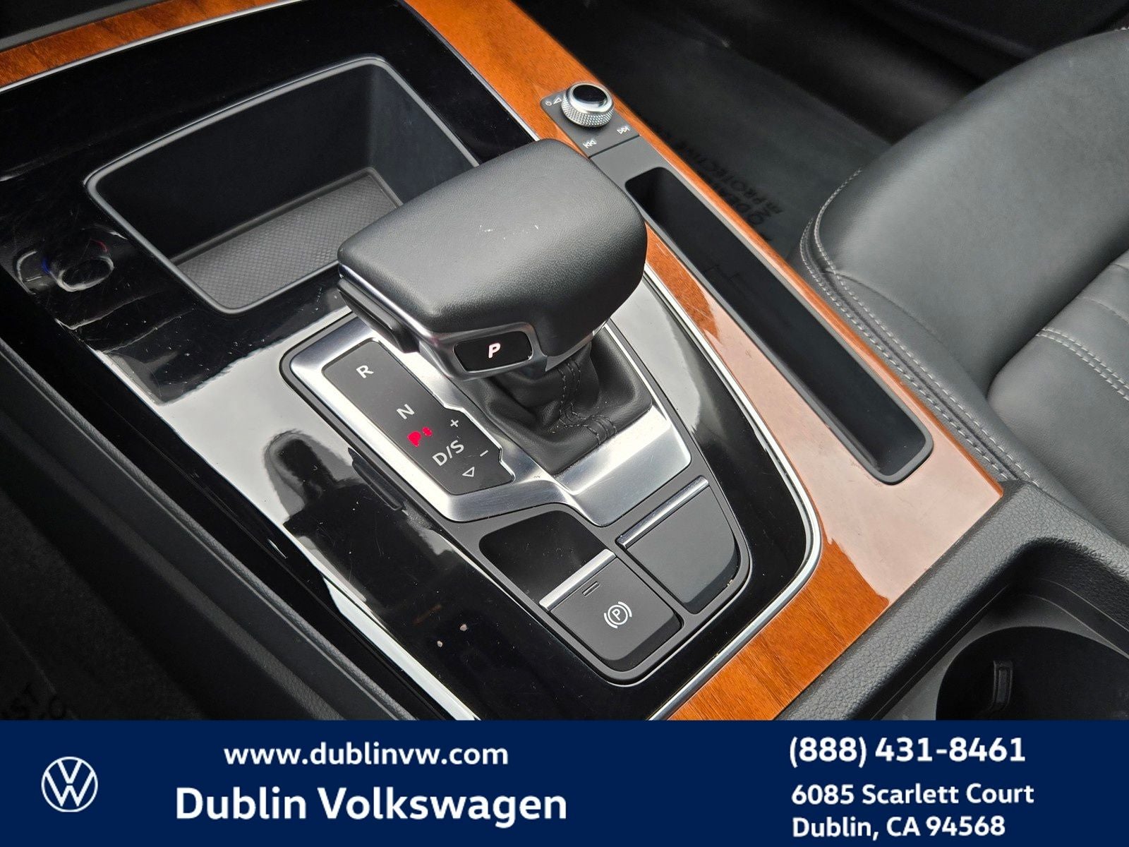 2023 Audi Q5 45 S line Premium quattro