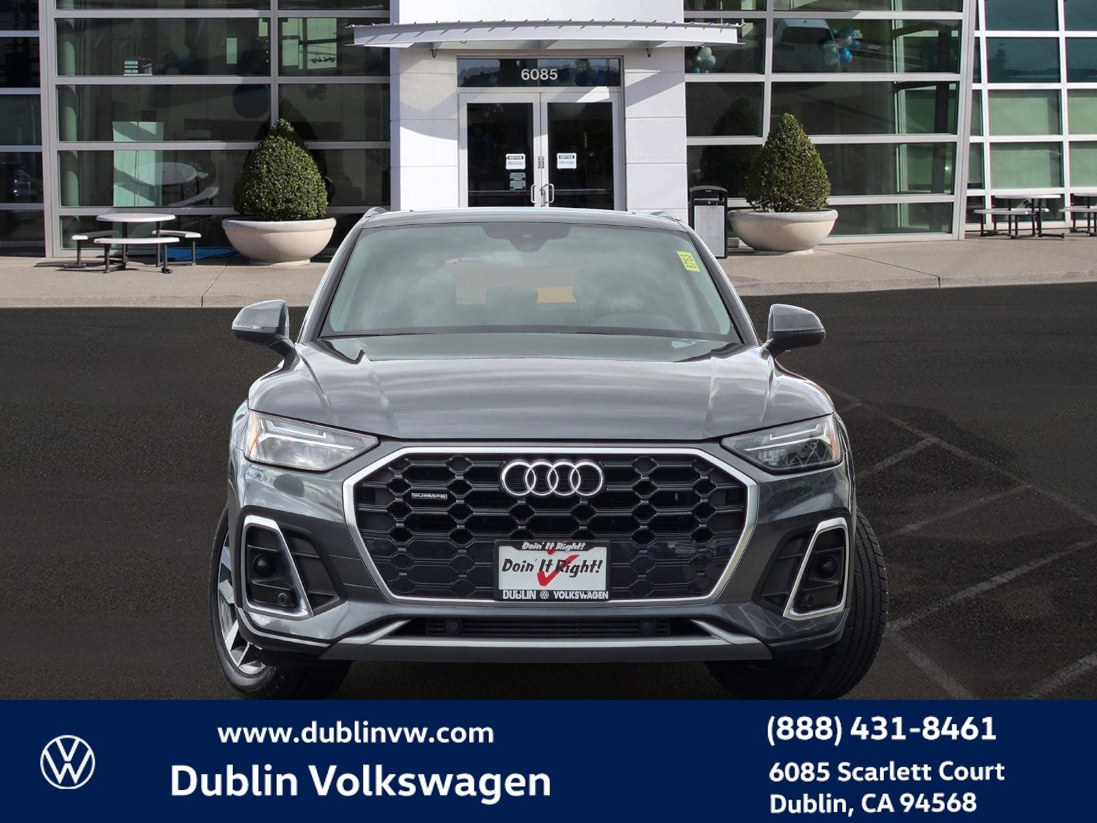 2023 Audi Q5 45 S line Premium quattro