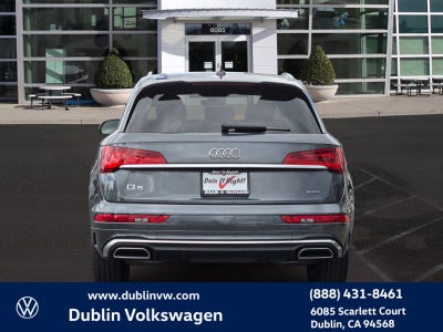 2023 Audi Q5 45 S line Premium quattro