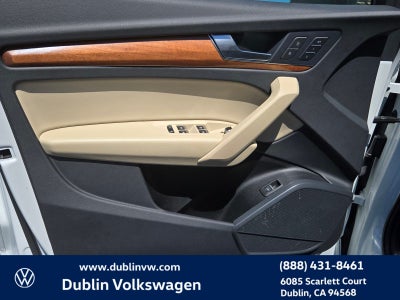 2023 Audi Q5 45 S line Premium quattro