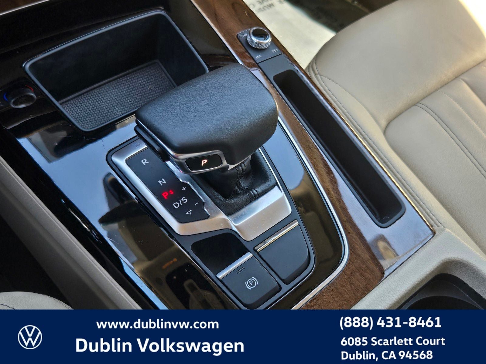 2023 Audi Q5 45 S line Premium quattro