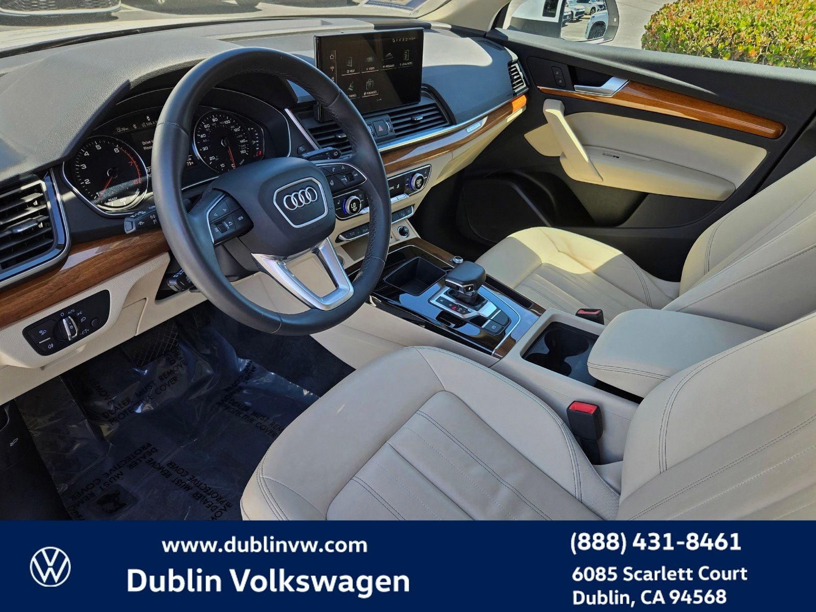 2023 Audi Q5 45 S line Premium quattro