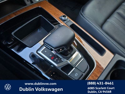 2023 Audi Q5 45 S line Premium quattro