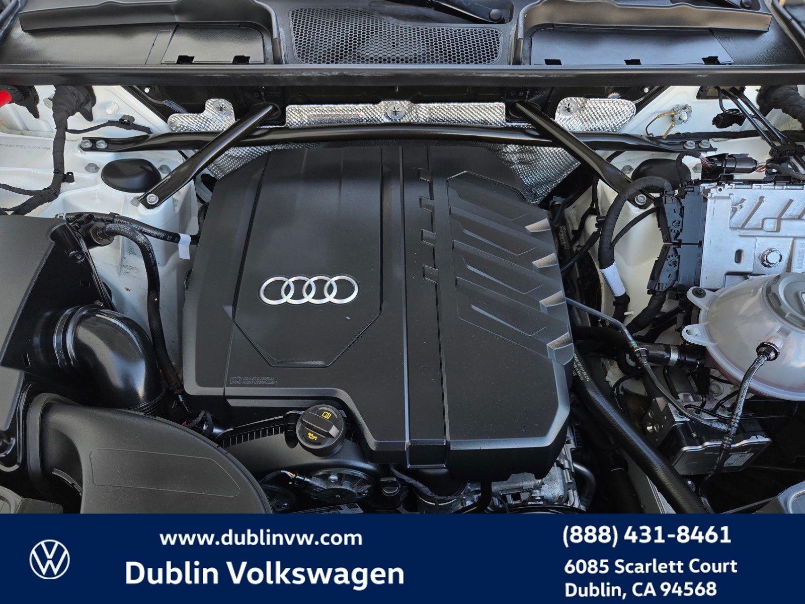 2023 Audi Q5 45 S line Premium quattro