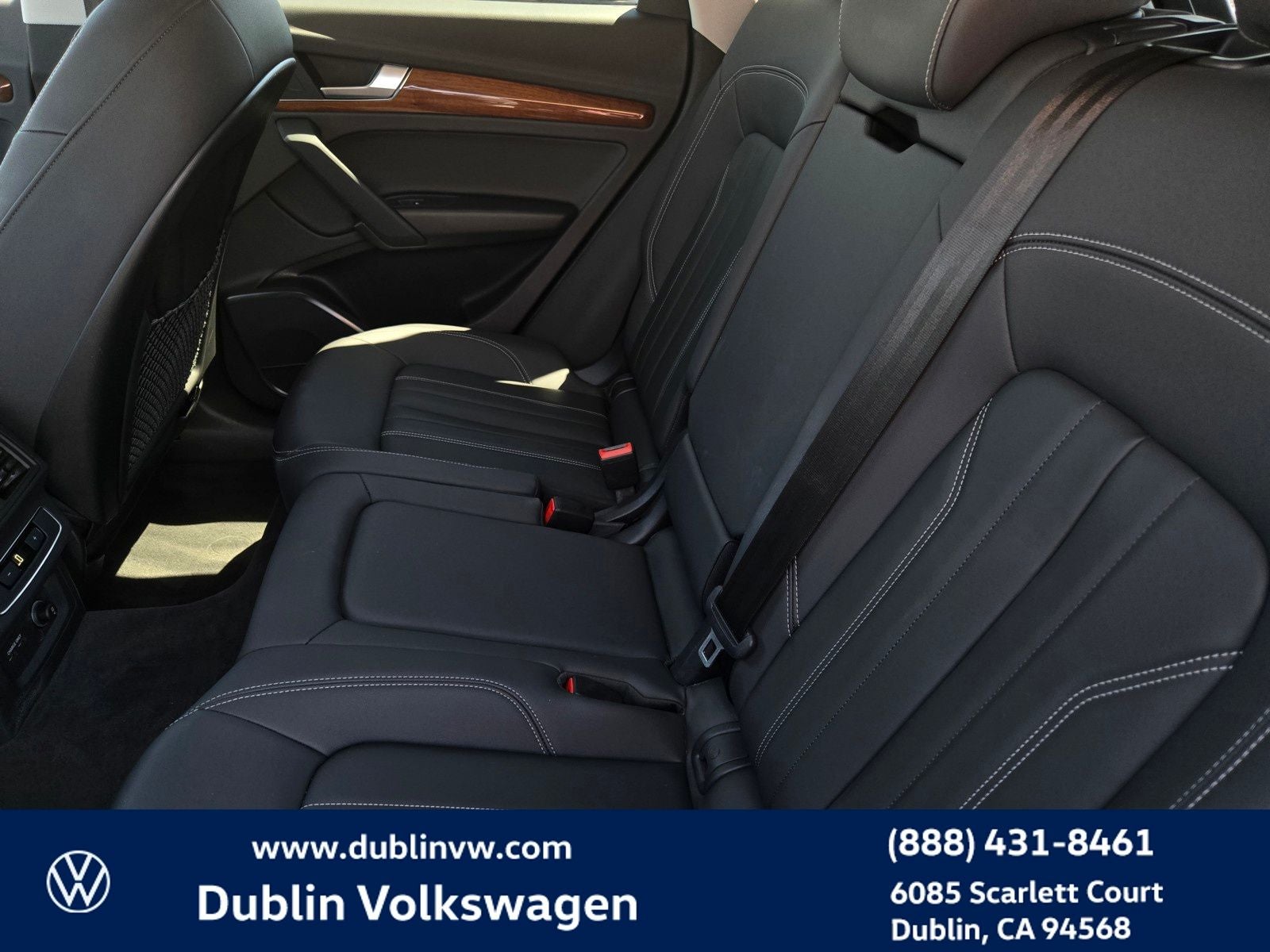 2023 Audi Q5 45 S line Premium quattro