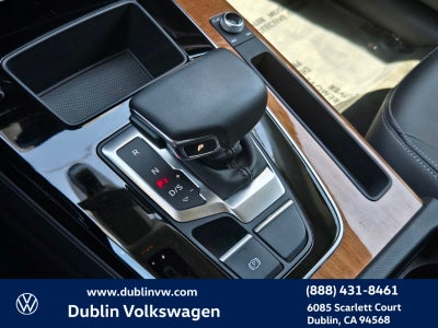 2023 Audi Q5 45 S line Premium quattro