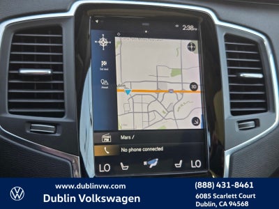 2019 Volvo XC90 Hybrid T8 Momentum