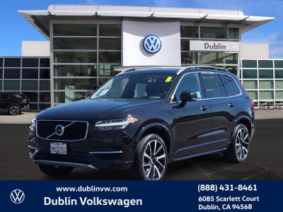 2019 Volvo XC90 Hybrid T8 Momentum