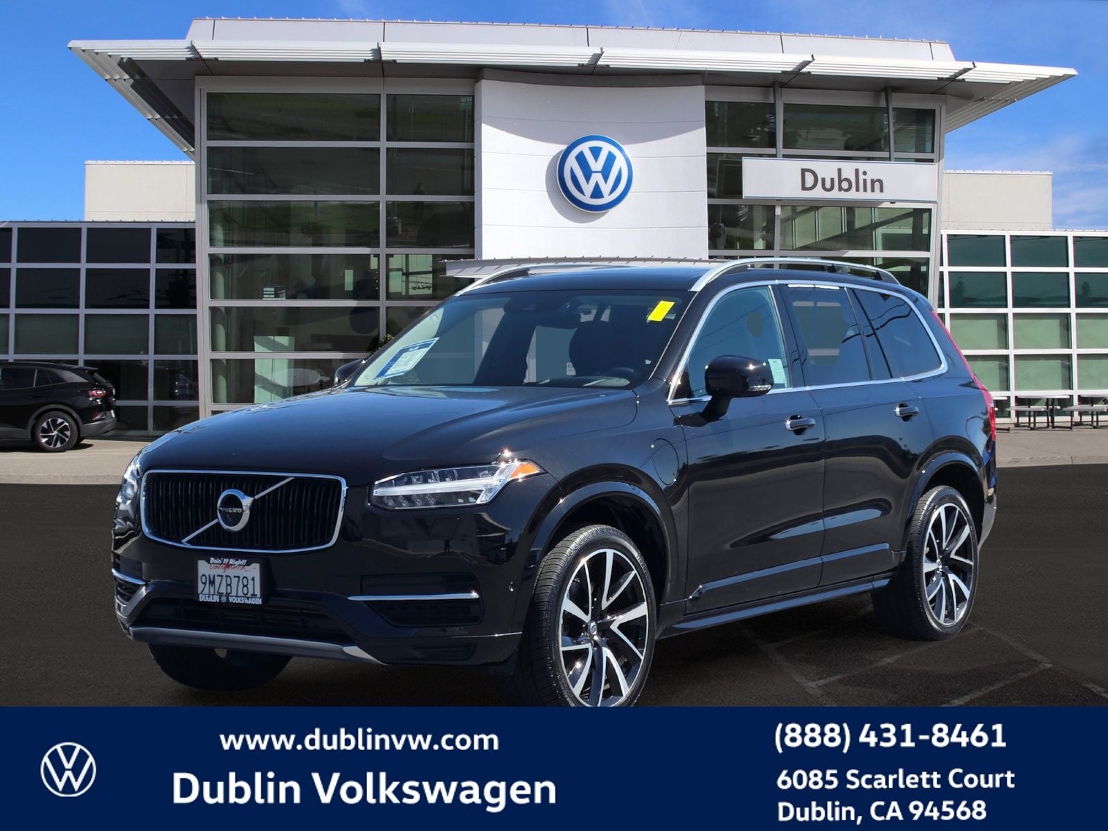 2019 Volvo XC90 Hybrid T8 Momentum