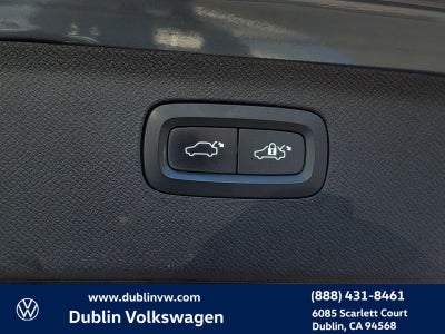 2022 Volvo XC90 Recharge Plug-In Hybrid T8 Inscription Expression 7 Passenger