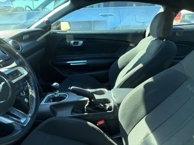2022 Ford Mustang EcoBoost