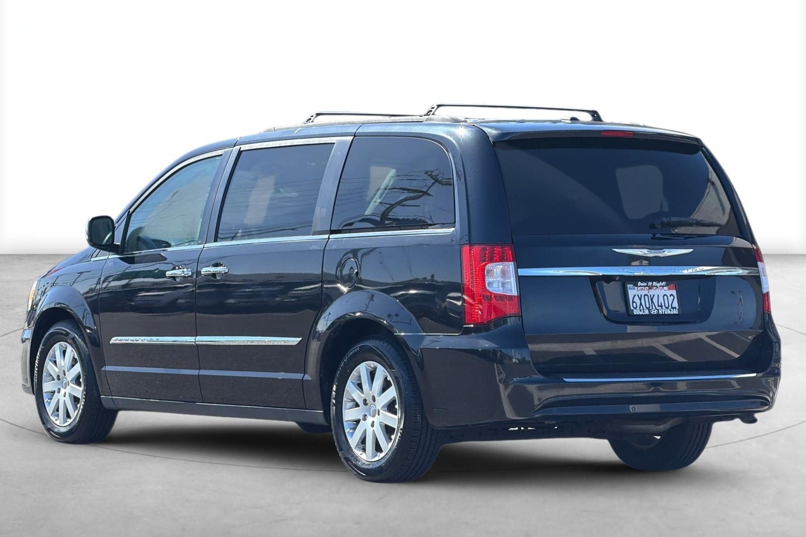 2012 Chrysler Town & Country Touring-L