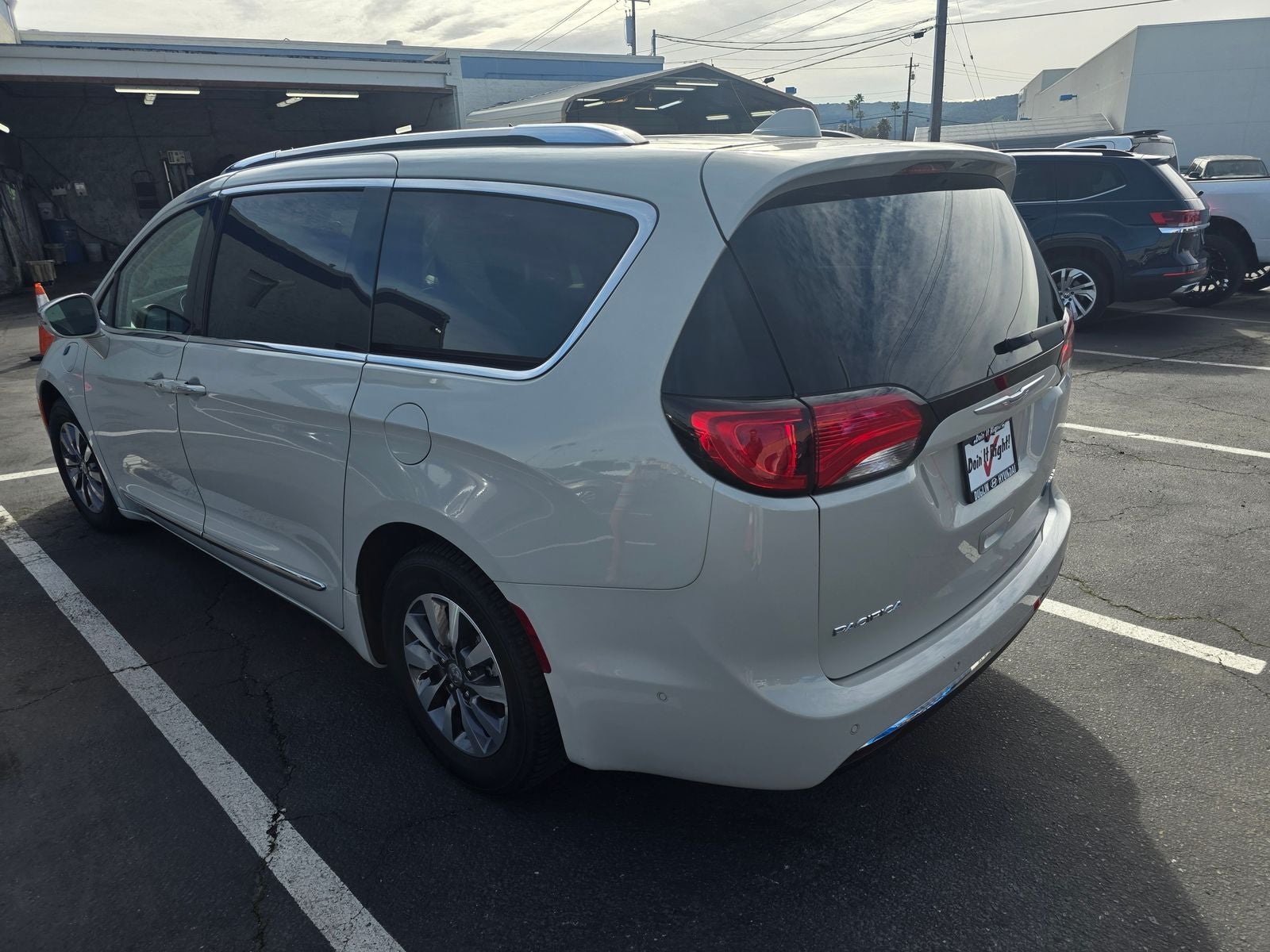 2020 Chrysler Pacifica Hybrid Limited