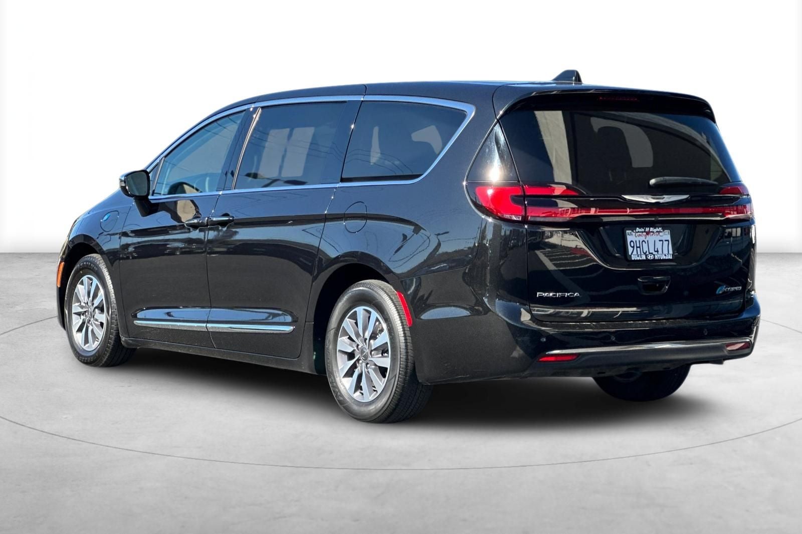2023 Chrysler Pacifica Hybrid Limited