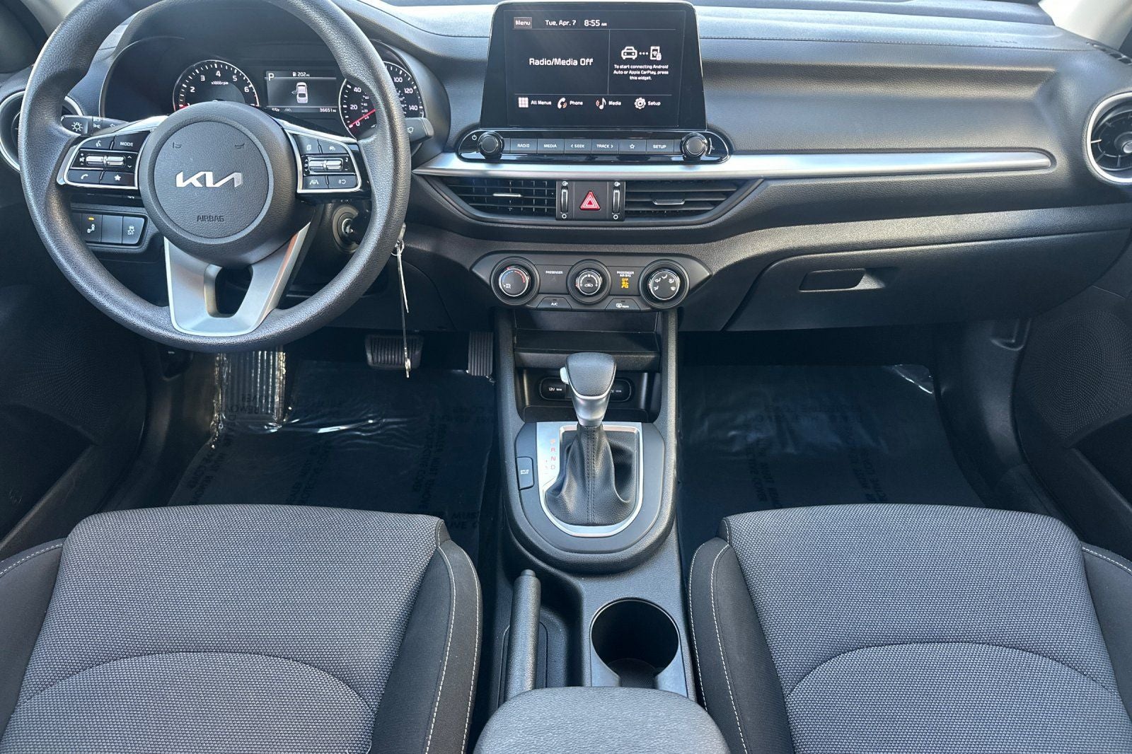 2023 Kia Forte LXS Tech package