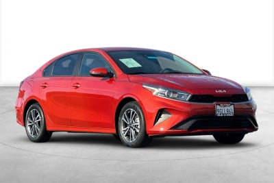 2023 Kia Forte LXS Tech package